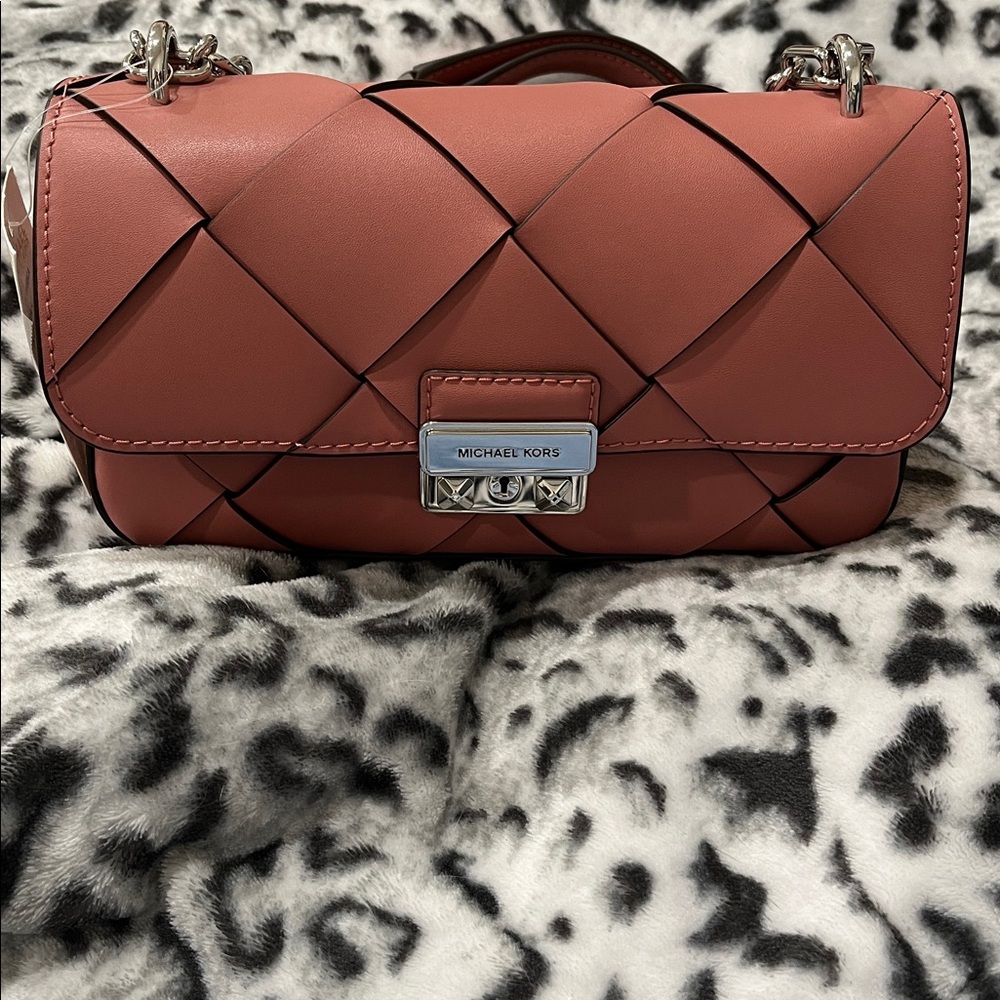NEW! Michael Kors Tribeca Small Convertible Chain Shoulder to Crossbody Bag - Picture 9 of 11
